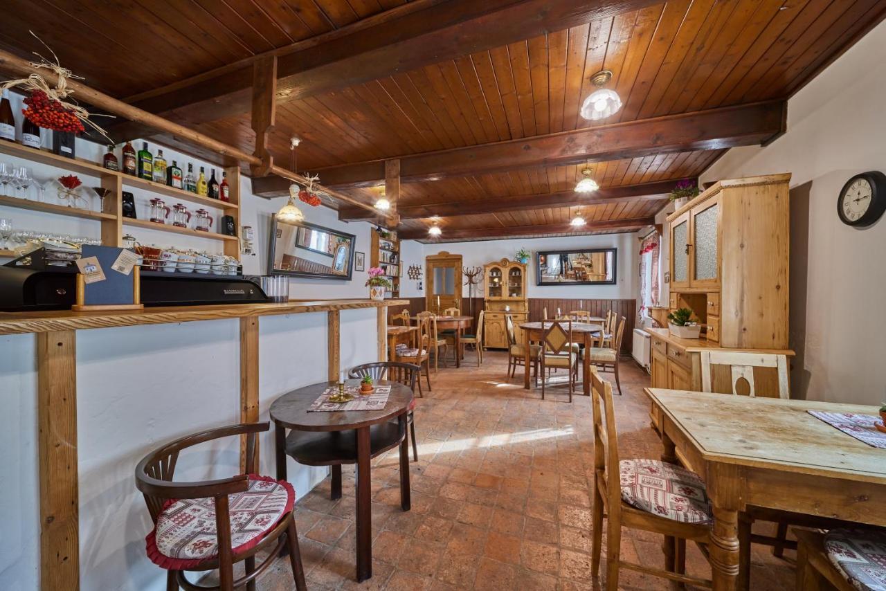 Pod Svatou Annou - Penzion A Rizkovna Horni Marsov Exterior photo